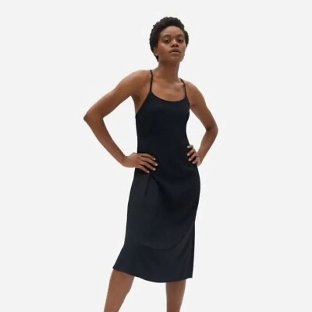 ✨Everlane The Japanese GoWeave Cross Back Skip Midi Black Sz 0 Dress✨